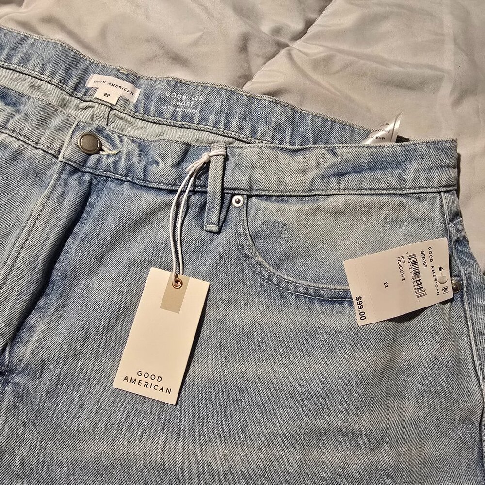 Good American Good '90s Shorts NWT Size 22